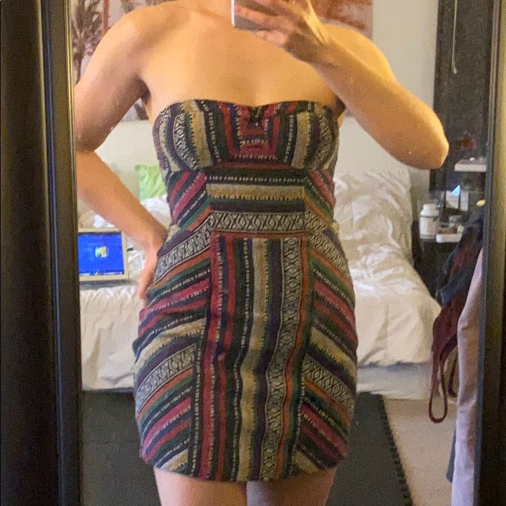🌈 Patterned Rainbow Strapless Mini Dress 🌈